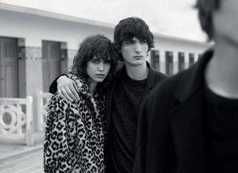 Sandro Paris lancia e-commerce in Italia Sandro Paris lancia e-commerce in Italia