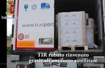 Roma, camionista 'inventa' rapina con sequestro: denunciato /Video Roma, camionista 'inventa' rapina con sequestro: denunciato /Video