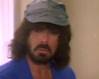 Er Monnezza non c'è più, le perle del commissario Giraldi Er Monnezza non c'è più, le perle del commissario Giraldi