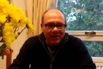 Verdone e la gag sui farmaci: Non si dica che sono ipocondriaco /Video Verdone e la gag sui farmaci: Non si dica che sono ipocondriaco /Video
