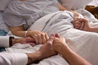 Rispetto della volontà del paziente e meno accanimento, le Linee guida sul fine vita Rispetto della volontà del paziente e meno accanimento, le Linee guida sul fine vita