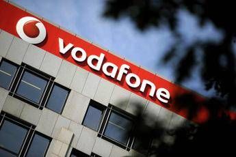 Vodafone, accordo con Netflix per promuovere l'internet tv in Italia Vodafone, accordo con Netflix per promuovere l'internet tv in Italia