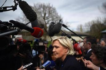 Impossibile lavorare con loro, Marine Le Pen chiude al M5S Impossibile lavorare con loro, Marine Le Pen chiude al M5S