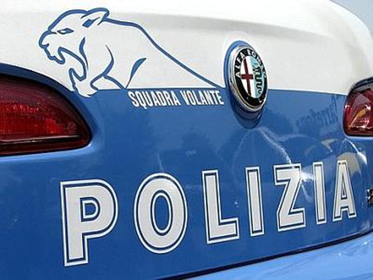 Foggia, rapinarono autotreno e sequestrarono conducente: 8 fermi Polizia