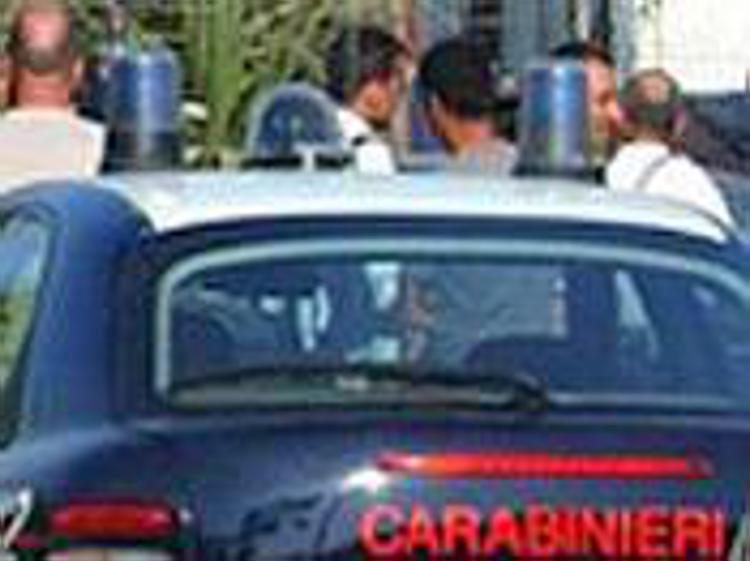 Fermo, blitz dei carabinieri in un casolare interrompe il summit di un gruppo di pregiudicati