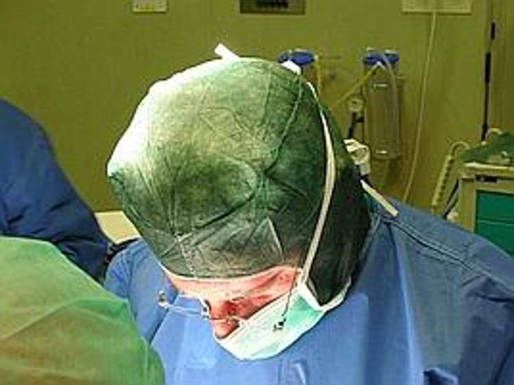 Errori medici, arriva il 'contro-spot' dei chirurghi