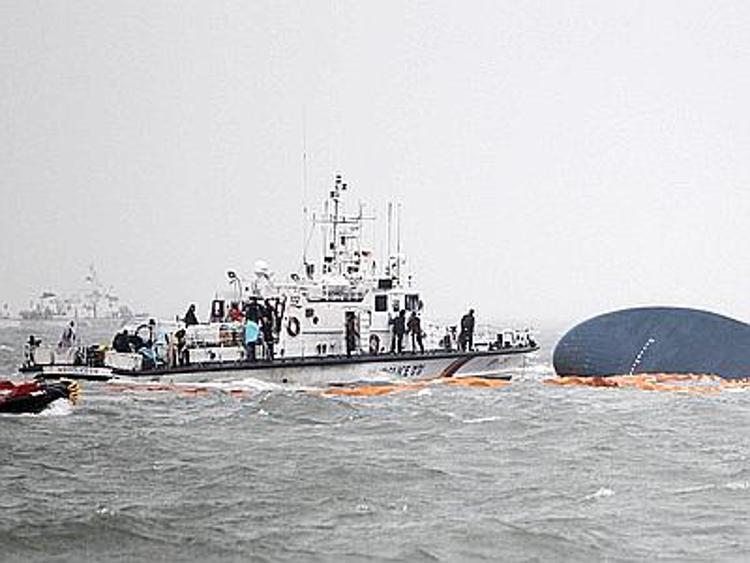 Traghetto affondato in Sudcorea, arrestato il comandante