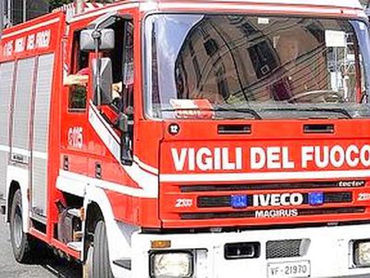 Genova, incendio all'ospedale San MartinoMalato appicca fuoco in stanza e muore
