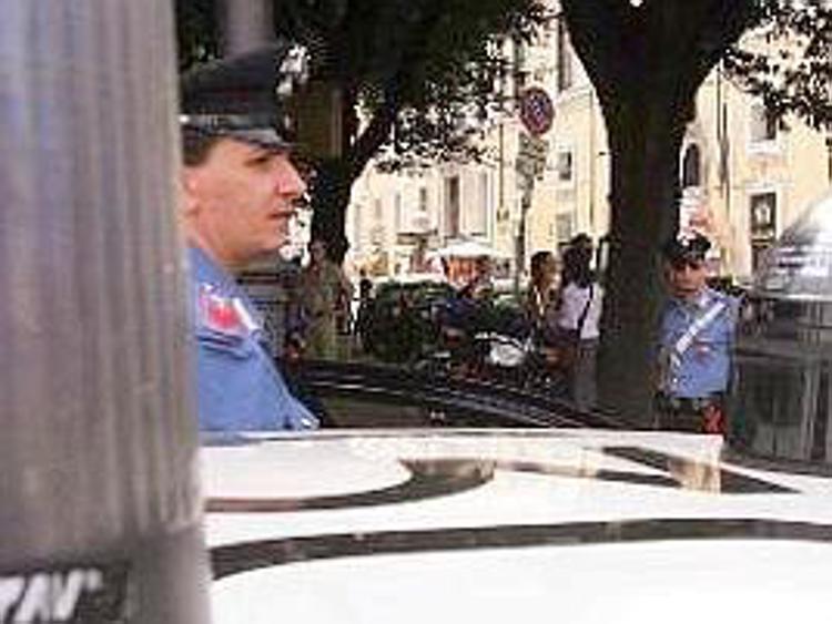 Firenze, arrestati quattro professionisti del borseggio