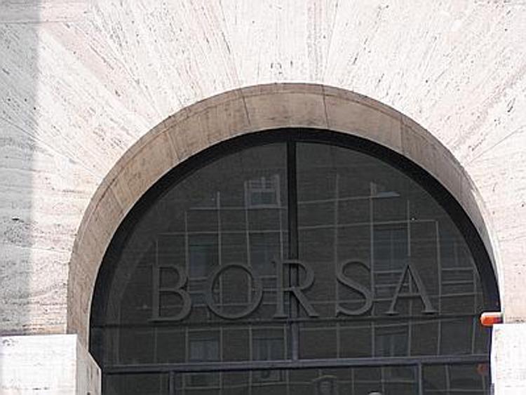 Bancari trascinano Piazza Affari in ribasso, Ftse Mib -0,88%