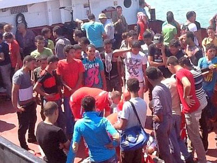 Soccorsi oltre 320 migranti a Sud di Lampedusa
