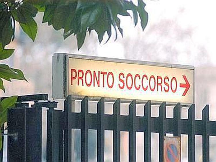 Quattro morti in incidente ad Agropoli, il sindaco: ''Sia monito su futuro ospedale''