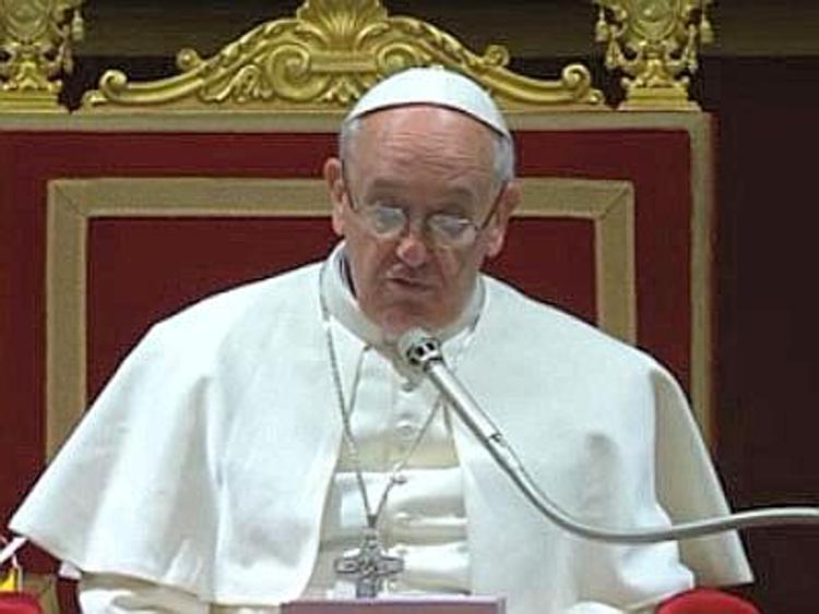 Papa Francesco contro l'aborto: