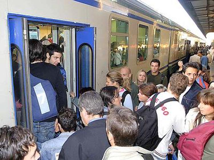Ferrovie, bonus pendolari linea Firenze-Prato-Bologna per disservizi di marzo
