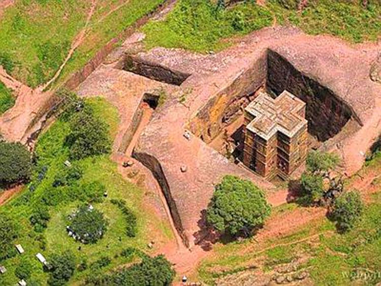 Etiopia, le undici chiese nascoste nella roccia di Lalibela /Foto