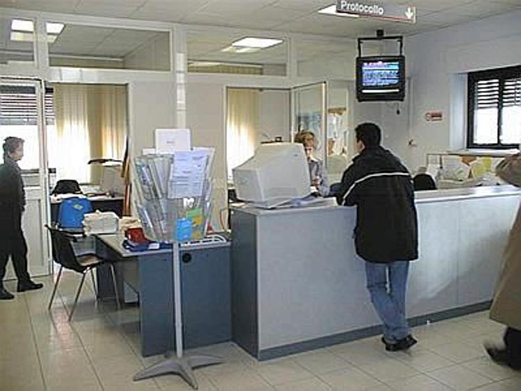 Istat: tasso disoccupazione al 12,7% nel 2014