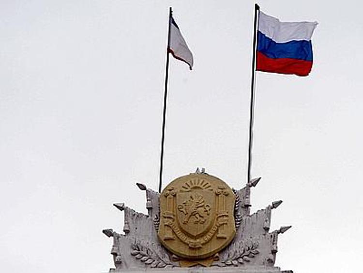 Lavrov: 'Pronti ad appoggiare esito del voto in Crimea'. Usa: 'Non lo riconosceremo'