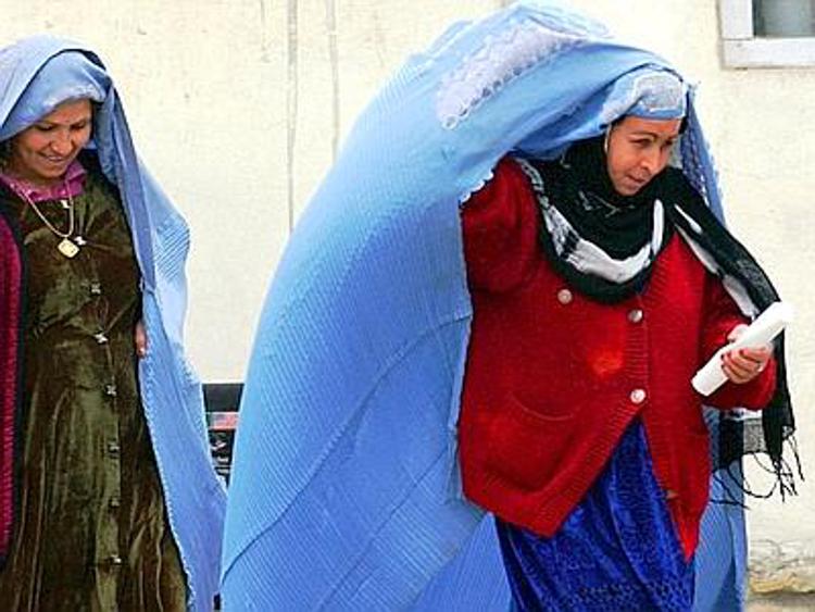 In Afghanistan la festa della donna è un viso senza burqa