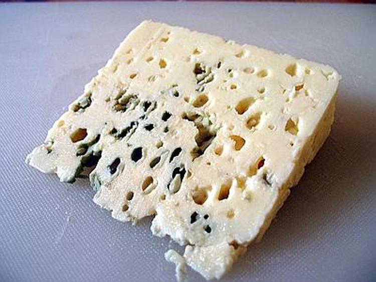 E.Coli in formaggio Roquefort Carrefour L'azienda: 
