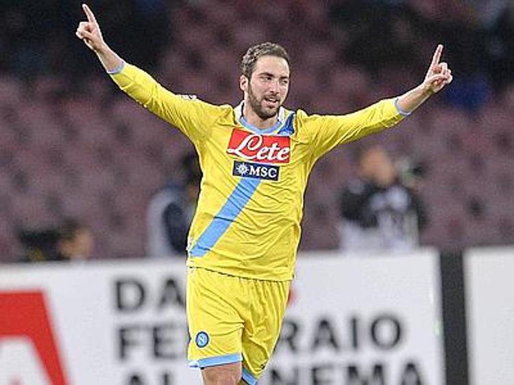 Serie A, il Genoa frena il Napoli: 1-1 al San Paolo. Parma-Fiorentina 2-2