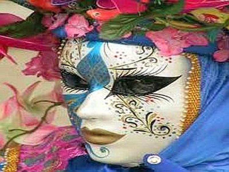 Carnevale: occhio a fobia delle maschere, per gli esperti mai forzare