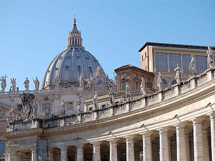 Pedofilia, Vaticano contrattacca alle accuse dell'Onu: 