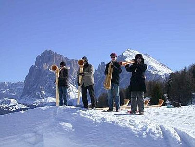 Classica, jazz e pop sulle Dolomiti. All'Alpe di Siusi  le band dello Swing On Snow