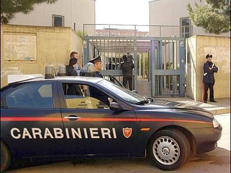 Roma, spaccio di droga vicino scuola a Lavinio: arrestato 'baby pusher'