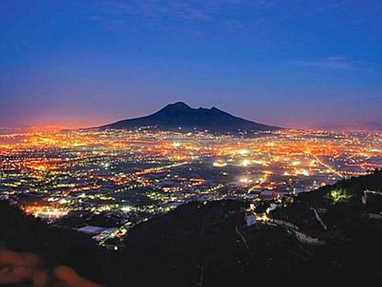 Rischio vulcanico del Vesuvio, Protezione Civile: aggiornato piano di emergenza