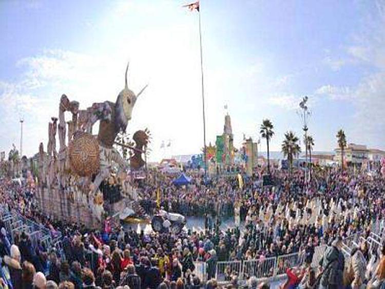 Carnevale: tra carri e maschere quello di Viareggio è il più seguito