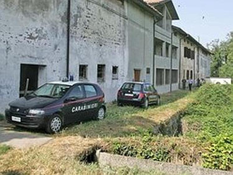 Torino, uomo trovato morto in un fosso: colpito da malore
