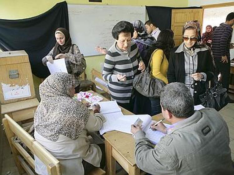 Egitto: presidenziali, per osservatori voto regolare