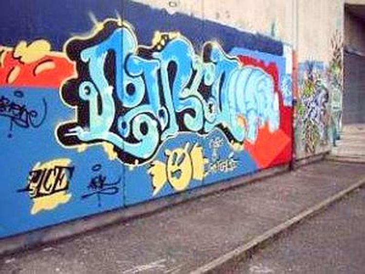 Padova, denunciati 4 writers: autori di oltre 400 graffiti