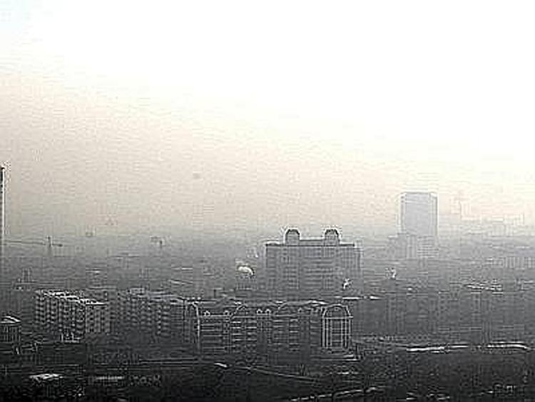 Ambiente: città soffocate dallo smog e assediate del rumore