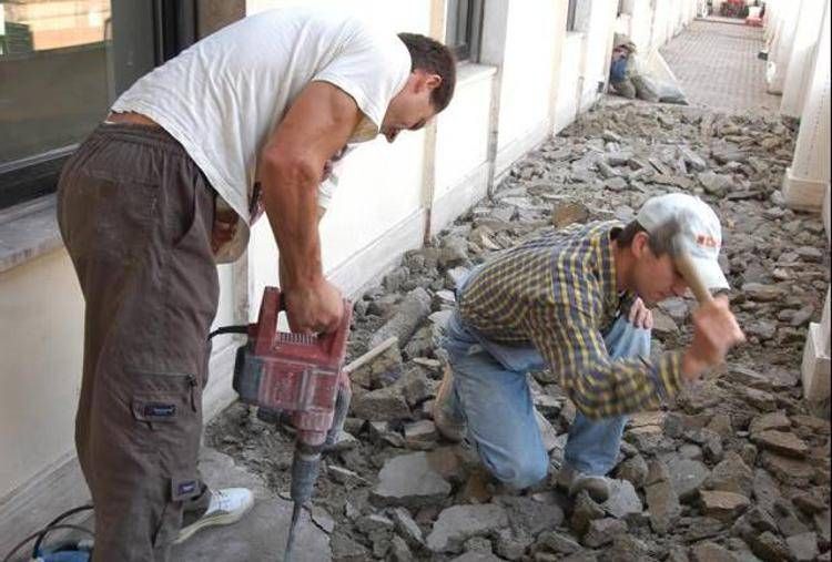 Costruzioni: sindacati, è 'tsunami', settore travolto da crisi