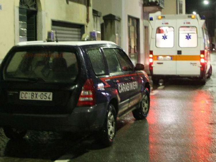 Genova: giovane ferisce coetaneo con taglierino davanti discoteca, arrestato