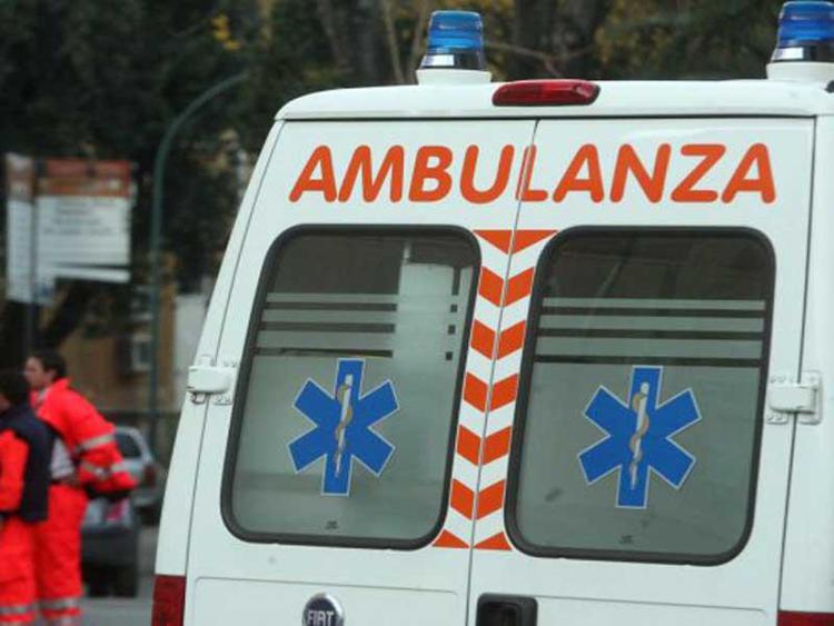 Roma: ubriaco spara al figlio con pistola aria compressa e picchia il nonno