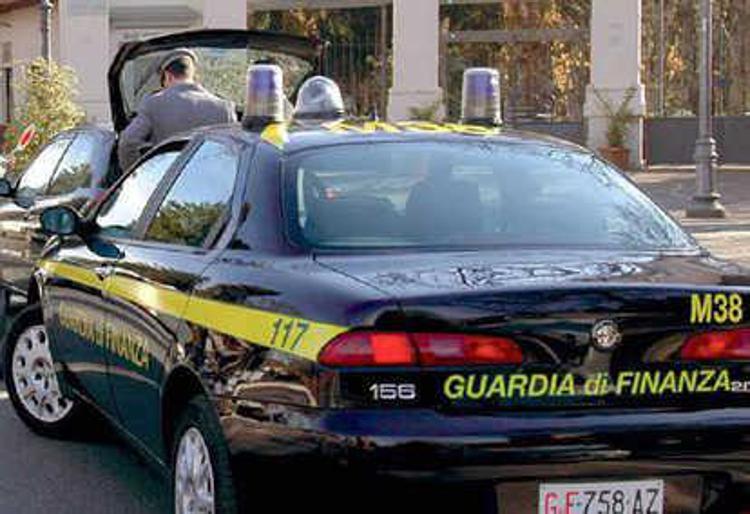 Varese: Gdf sequestra 76 chili cocaina a Malpensa
