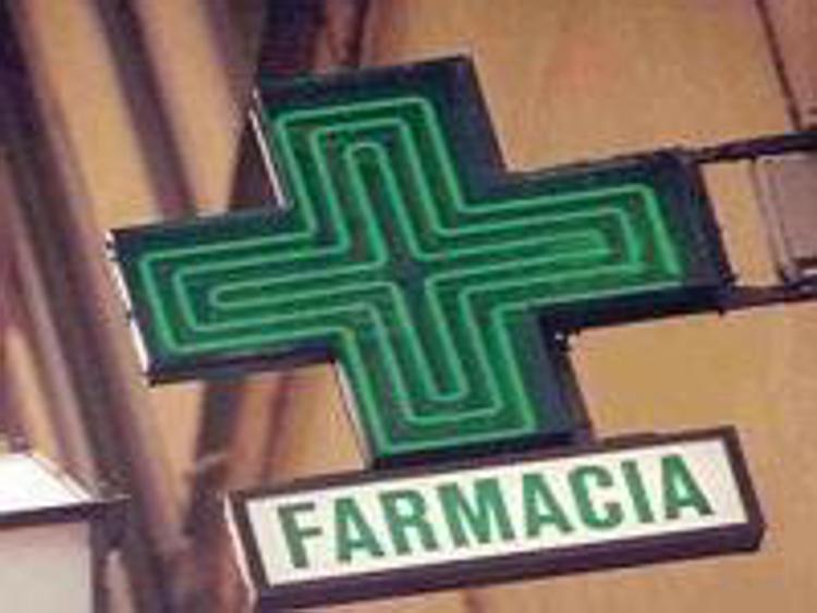 Palermo, rapina farmacia ma viene inseguito dai passanti e fatto arrestare