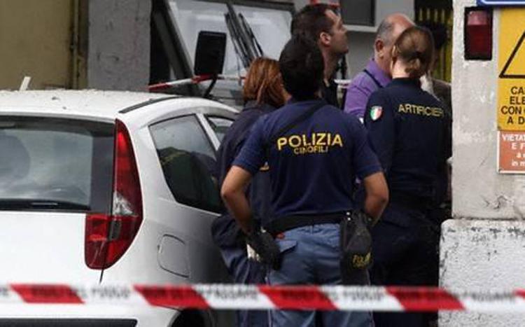 Genova: polizia trova altri 700 kg esplosivo nascosti in box condominiale
