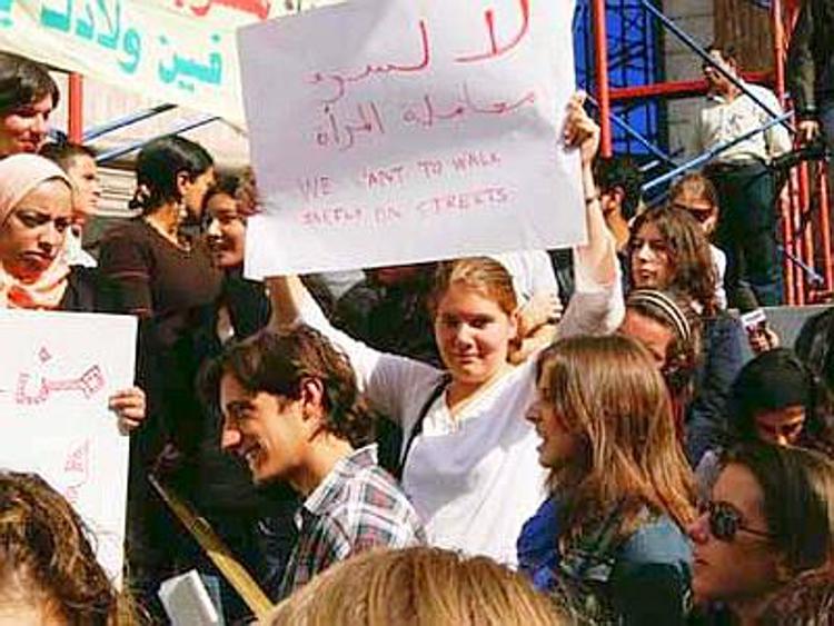 Egitto: agenti in piazza e focus istruzione, al via piano anti abusi sessuali
