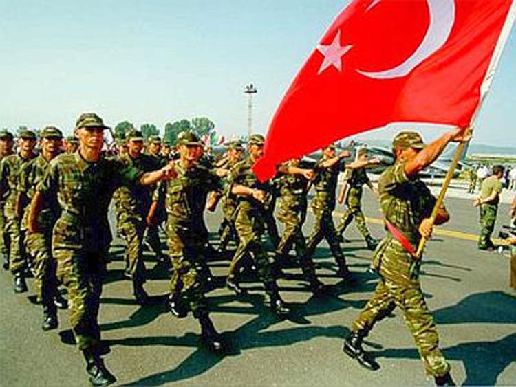 Iraq: Turchia esclude intervento militare contro Isis