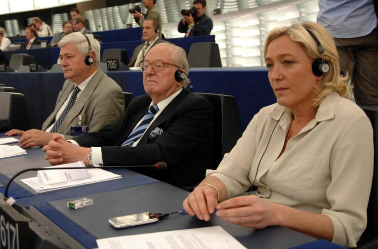 Jean Marie e Marine Le Pen (Infophoto) - INFOPHOTO