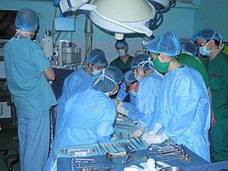 In reparto Hanoi medici 'parlano' italiano, 1.000 bimbi operati con progetto Bambino Gesù