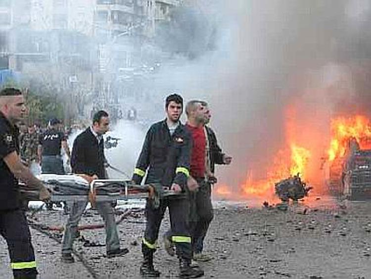 Libano: attentato Beirut, bilancio sale a un morto e 20 feriti