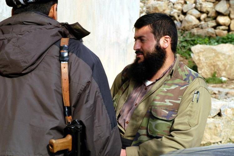 Siria: jihadista straniero telefona a genitori, Is lo arresta