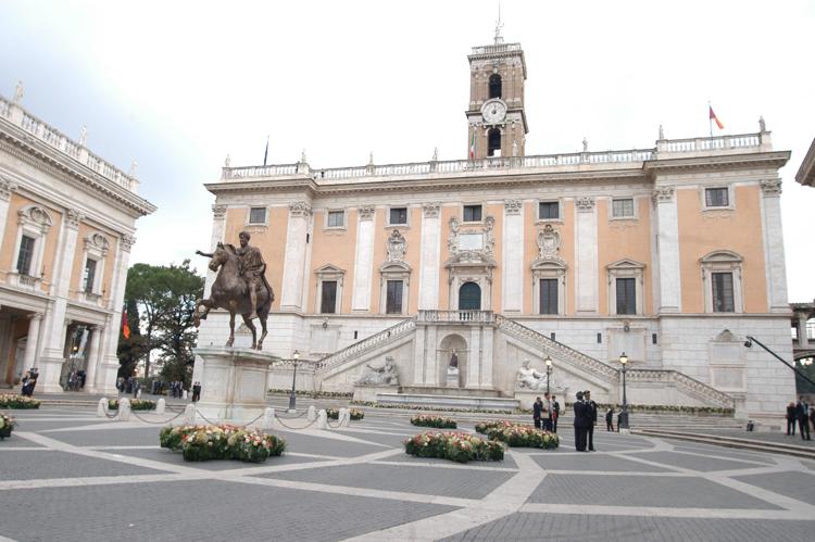 Roma: manca numero legale, salta assemblea capitolina su bilancio