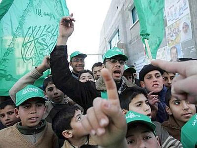 Mo: giovani a scuola di guerra, così Hamas prepara i miliziani di domani