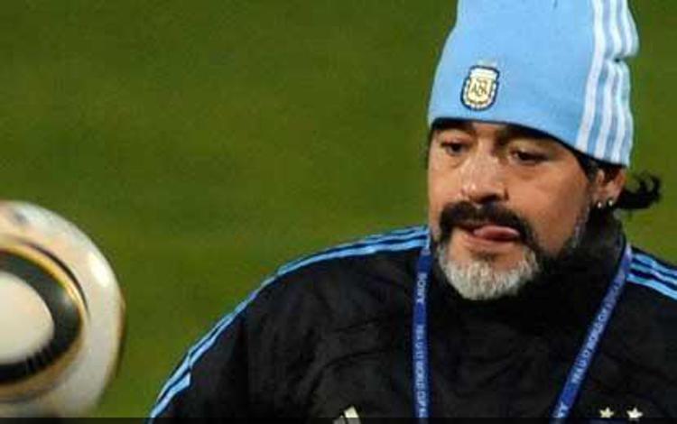 Maradona inedito su YouTube: magie anche sul campo di calcetto