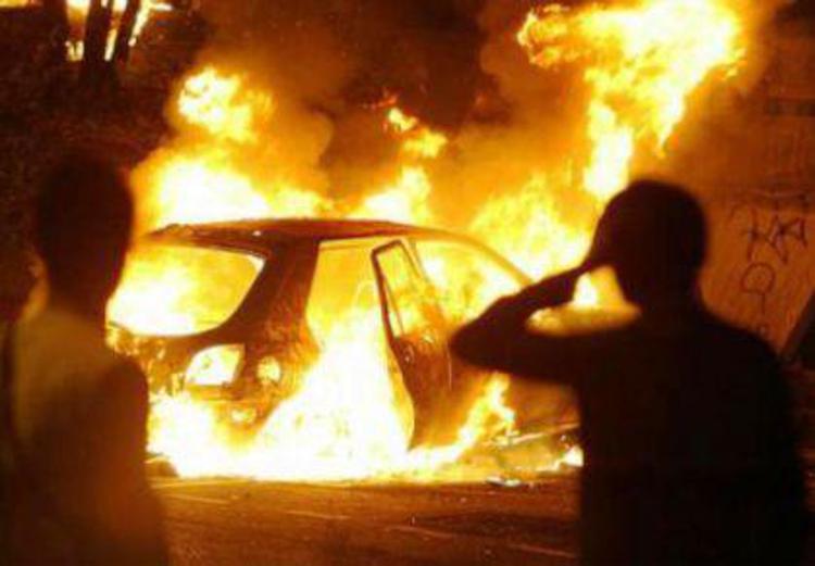 Catania: bruciata auto sindaco di Adrano, indagini